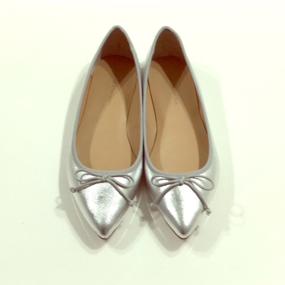 Brand New - Silver Flat Leather Shoe